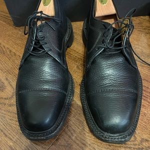 Men’s dress shoes size 7.5